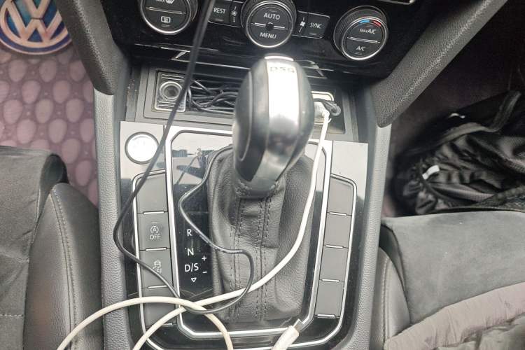 Used Volkswagen Magotan 2017 330TSI DSG Luxury Model
