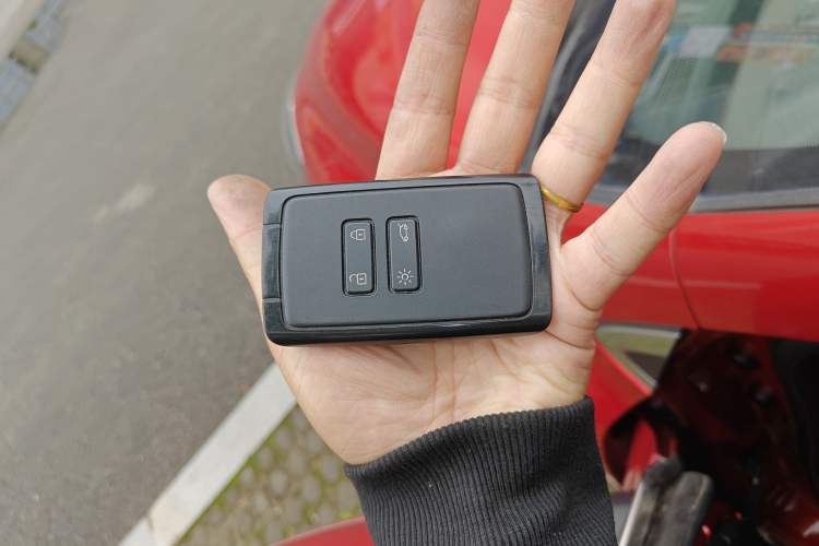 Used Renault Kadjar 2017 2.0L Two-Wheel Drive Luxury Edition