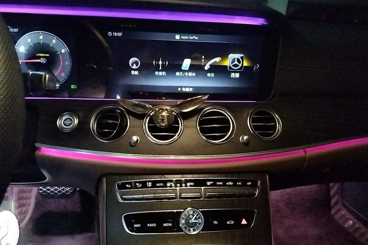 Used Mercedes-Benz E-Class 2020 Restyled E 300 L Sporty and Stylish Edition Audio And AC Panel