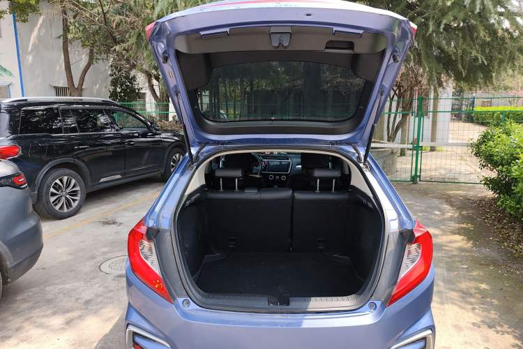 Used Honda Gienia 2017 1.5L CVT Comfort Version Trunk