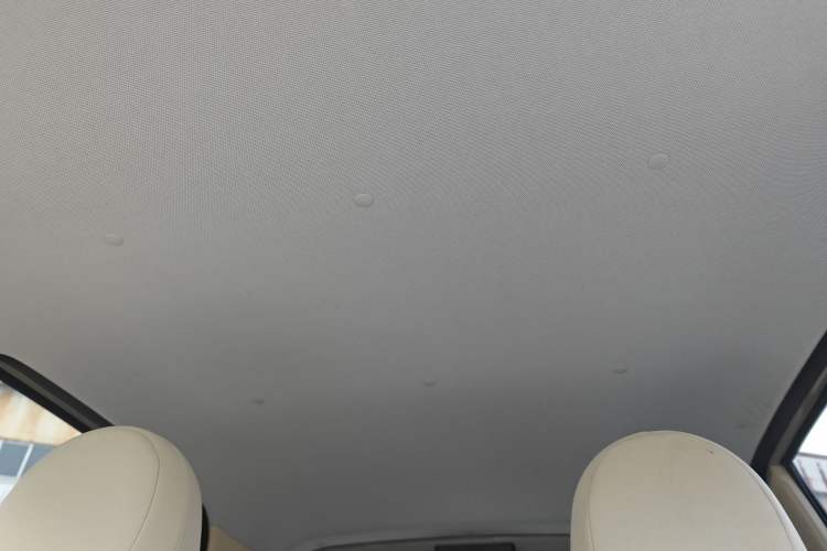 Used Wuling Hongguang MINIEV 2025 Four-Door Version Premium Edition Headliner