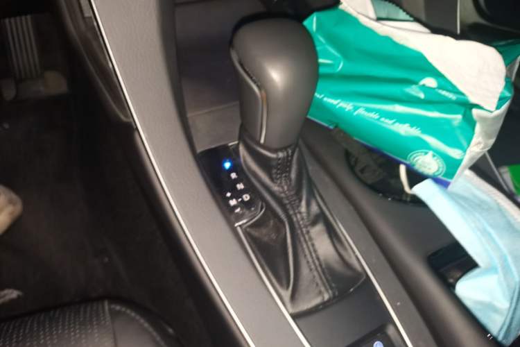 Used Toyota Avalon 2019 2.0L Luxury Edition China VI Standard
