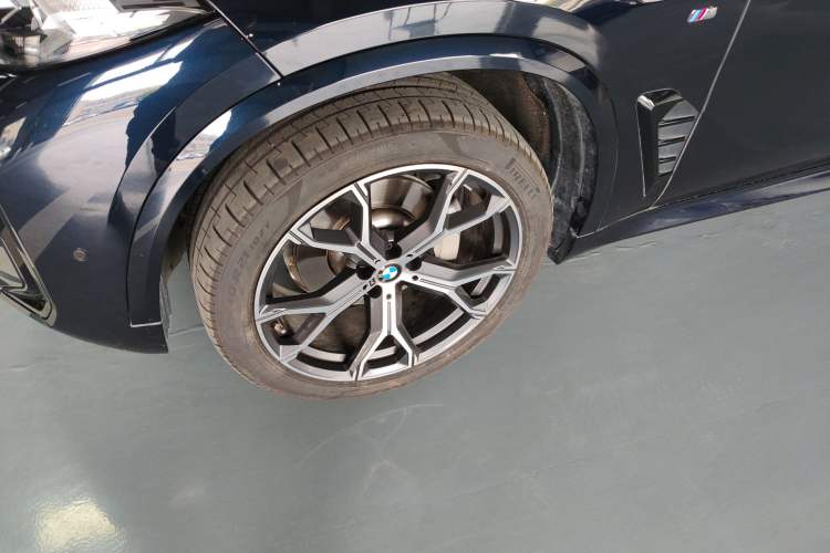 Used BMW X5 2023 xDrive 30Li Luxury M Sport Night Edition Package
