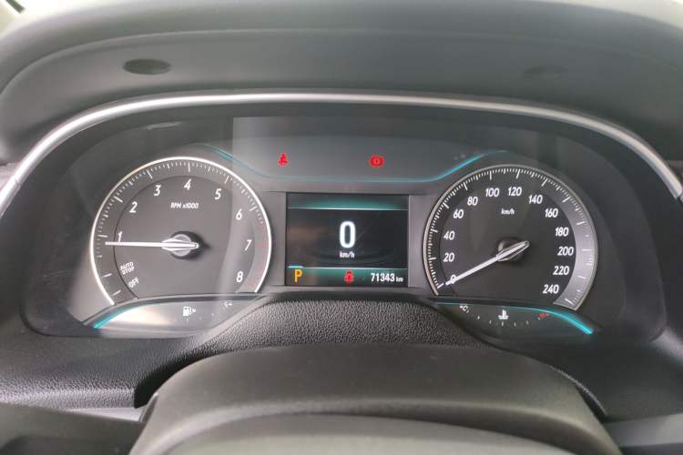 Used Buick GT 2018 18T Automatic Elite Model Instrument Cluster