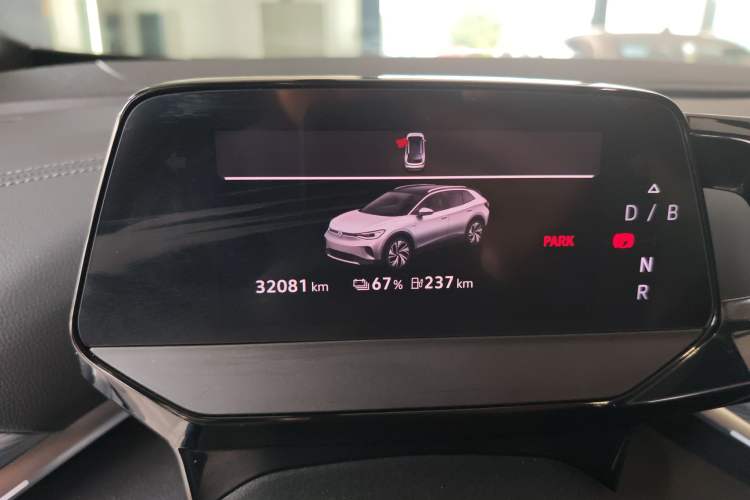 Used Volkswagen ID.4 CROZZ 2022 Standard Range PURE Edition
