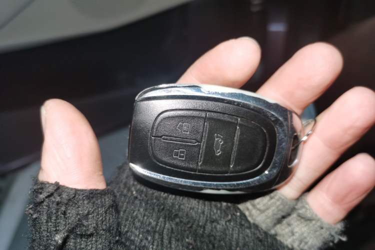 Used SAIC MAXUS G50 2019 1.5T Automatic Luxury Edition China VI Standard
