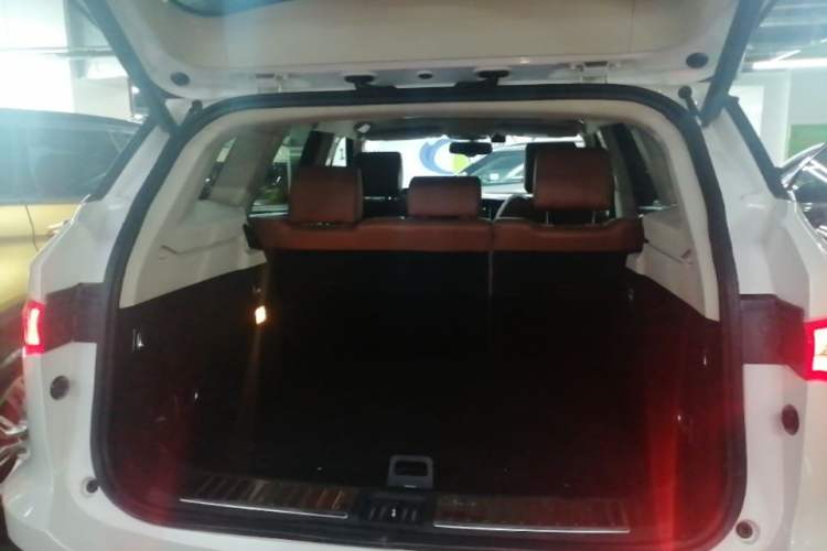 Used Zotye T700 2017 1.8T Dual-Clutch Flagship Model
