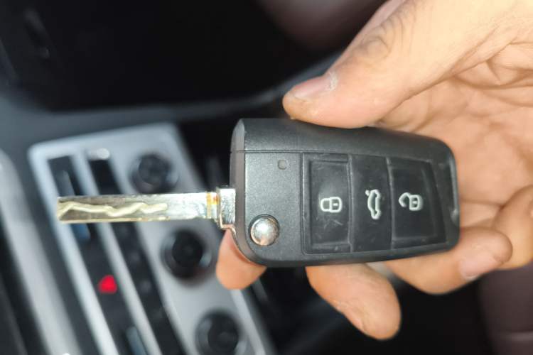 Used Volkswagen Golf Sportsvan 2016 230TSI Automatic Trend Edition
