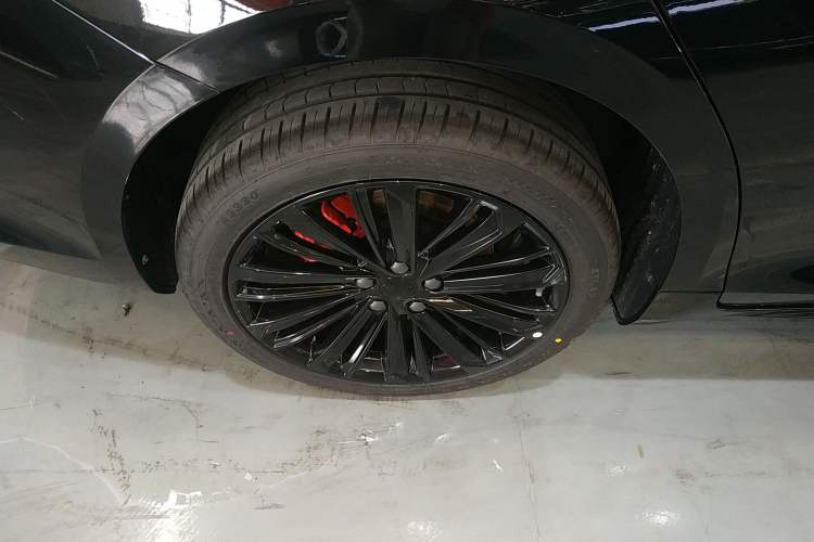 Used Geely Auto Preface L 2024 Zhiqing 1.5TD Galaxy Edition