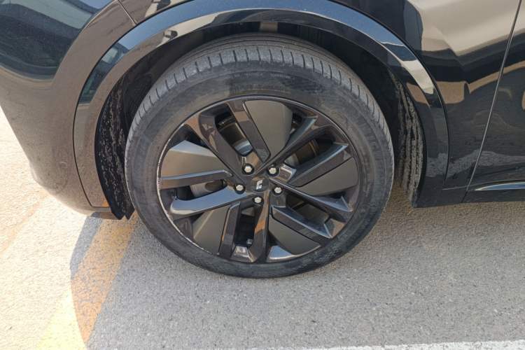 Used Li Auto L9 2022 Max model