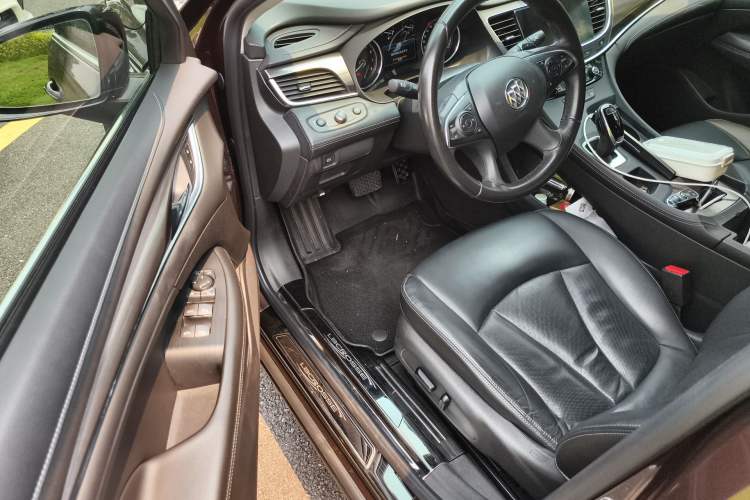 Used Buick LaCrosse 2016 20T Elite Edition Driver Seat