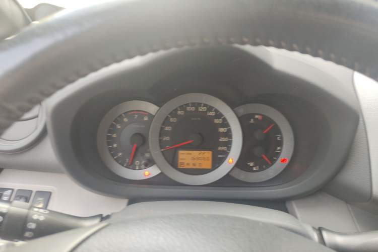 Used Toyota RAV4 2009 2.4L Automatic Luxury Edition
