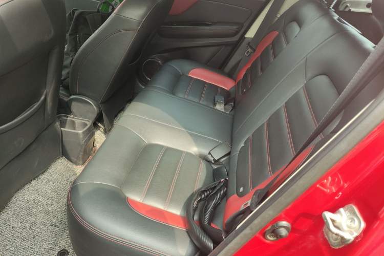 Used Haval H1 2015 1.5L AMT Urban Model
