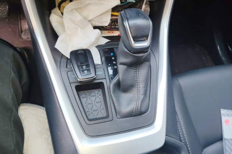 Used Toyota Wildlander 2021 2.0L CVT Two-Wheel Drive Luxury Edition
