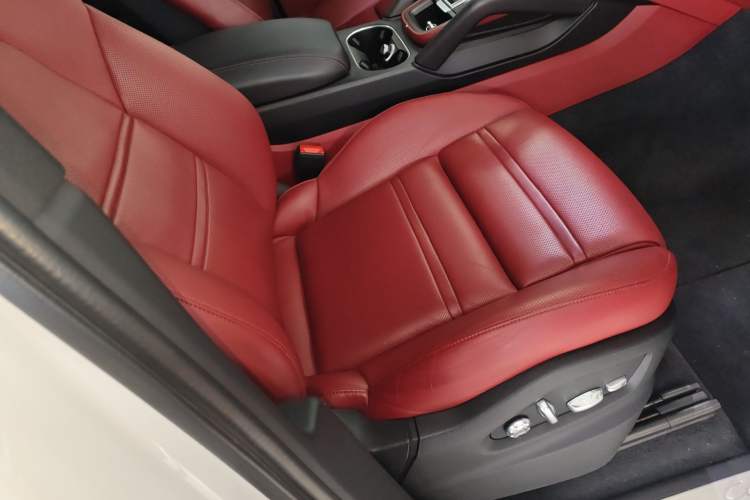 Used Porsche Cayenne E-Hybrid 2020 Cayenne E-Hybrid 2.0T