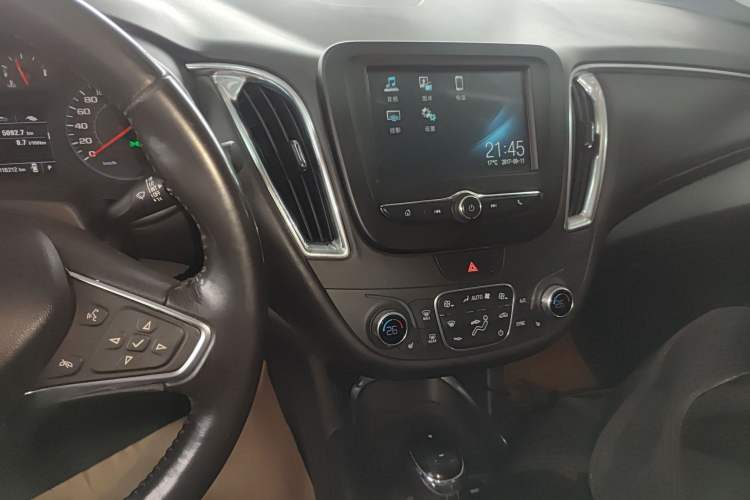 Used Chevrolet Malibu XL 2017 1.5T Automatic Ruichi Edition Audio And AC Panel