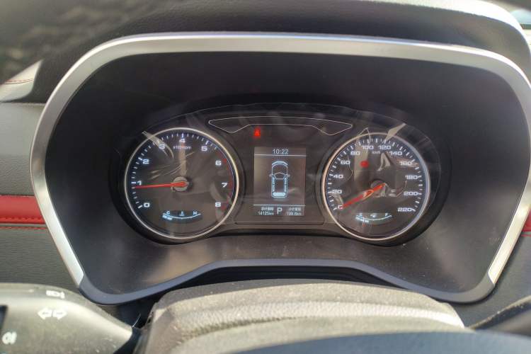 Used SOL X8 2021 300T DCT Leading Smart Connectivity Version 7 Seats