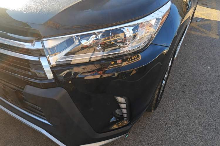 Used Toyota Highlander 2018 2.0T Two-Wheel Drive Prestige Edition 7 Seats China VI Standard