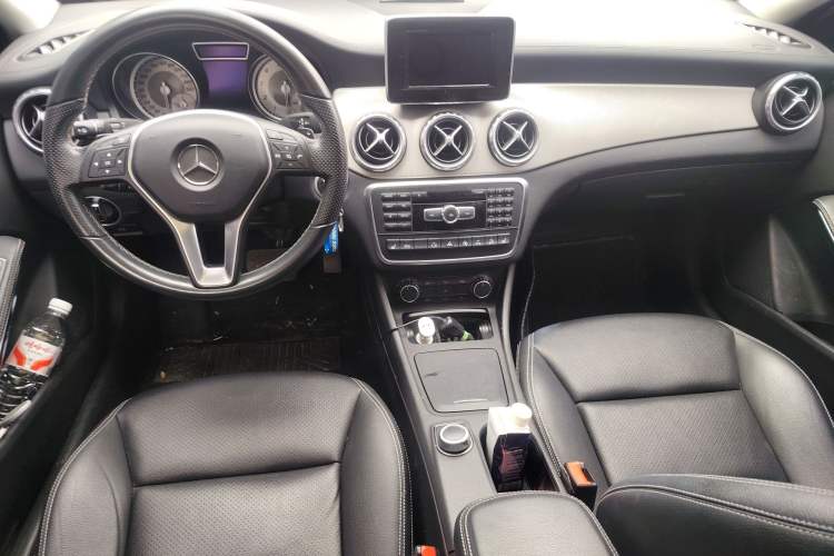 Used Mercedes-Benz GLA 2015 GLA 220 4MATIC Fashion Model