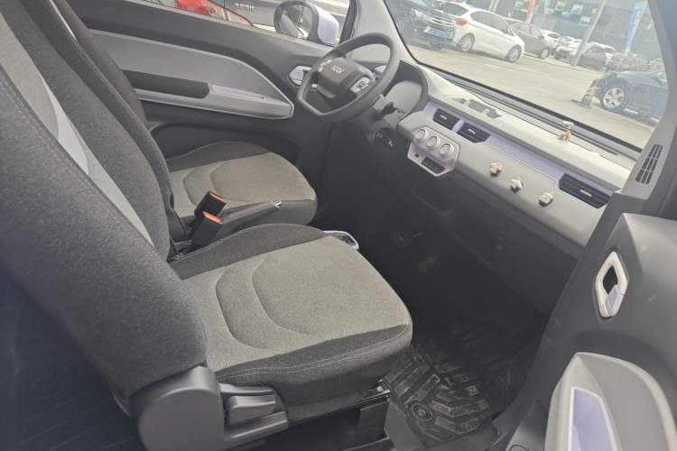 Used Chery QQ Ice Cream 2022 Pudding Model Right Front Seat