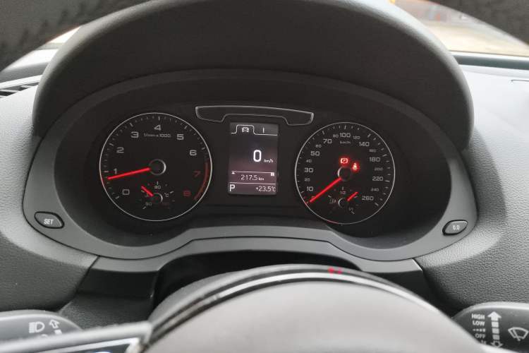 Used Audi Q3 2018 30th Anniversary Edition 30 TFSI Fashion Model