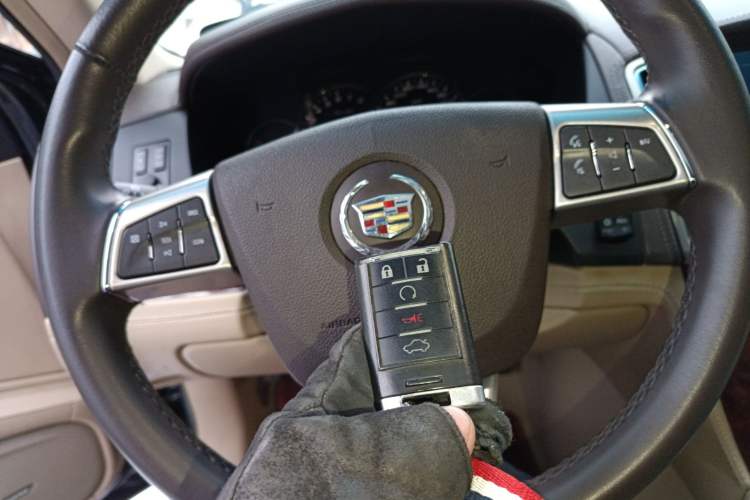 Used Cadillac SLS Seville 2011 2.0T Elite Edition Vehicle Key