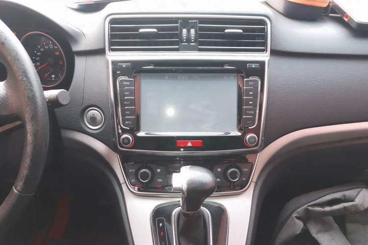 Used Haval H6 2017 Red-Label Sport Edition 1.5T Automatic Two-Wheel Drive Luxury Model