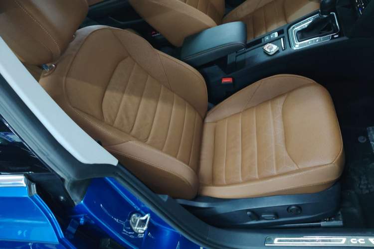 Used Volkswagen FAW-Volkswagen CC 2021 Estate Car 380TSI Vizion Edition
