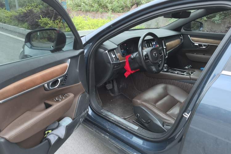 Used Volvo S90 New Energy 2022 Restyled T8 E-Drive Hybrid Zhiyi Luxury Edition Driver Seat