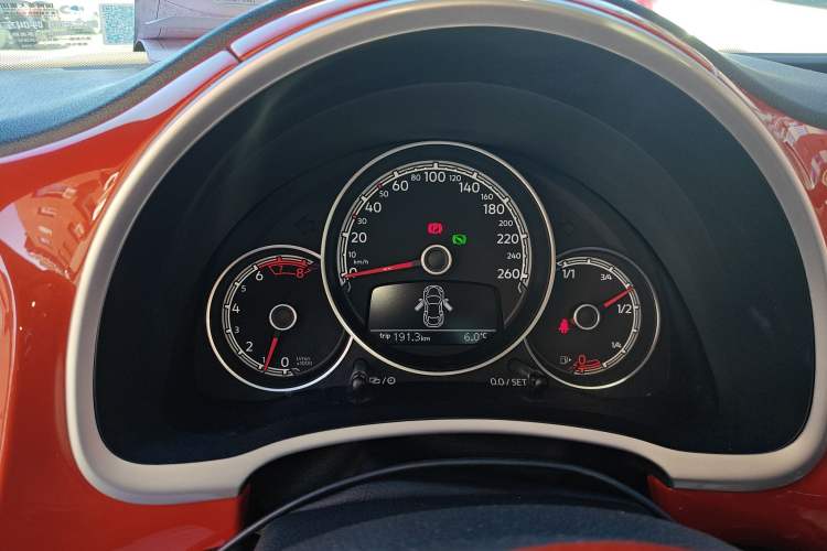 Used Volkswagen Beetle 2018 180TSI Shangle Model
