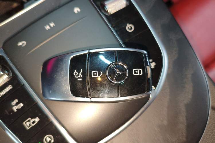 Used Mercedes-Benz E-Class 2023 E 260 Coupe
