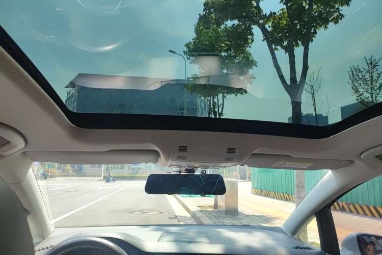 Used Volkswagen Golf Sportsvan 2018 230TSI Automatic Trend Edition Headliner