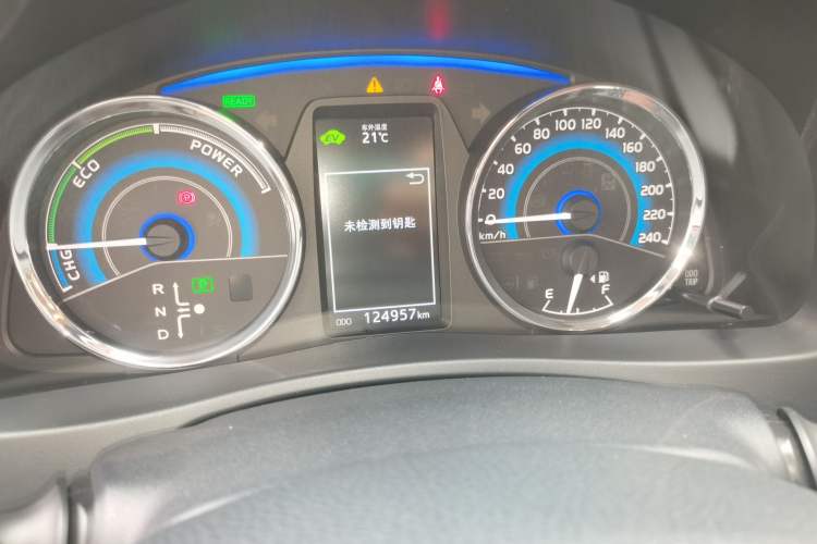 Used Toyota Corolla 2018 Dual-Engine 1.8L E-CVT Smart Edition
