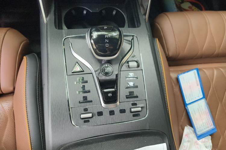 Used BYD Tang New Energy 2021 DM 2.0T Four-Wheel Drive High-Performance Flagship Model
