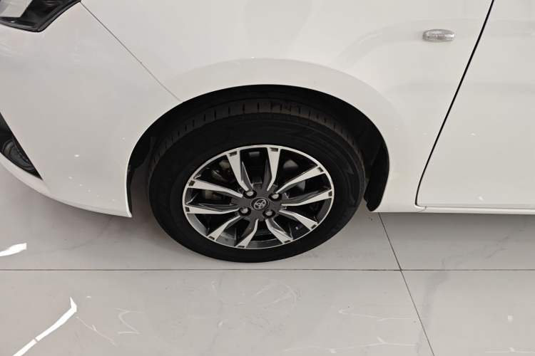 Used Toyota YARiS L Zhi Xuan 2022 1.5L CVT Luxury PLUS Edition