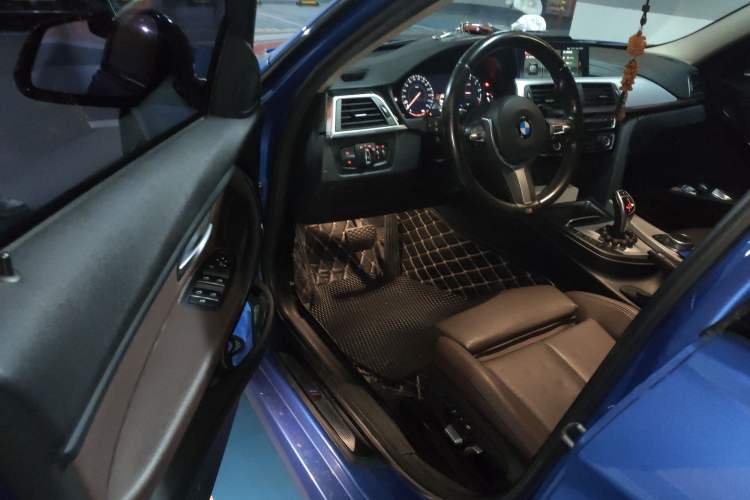 Used BMW 3 Series 2018 320Li Leading Model M Sport Package
