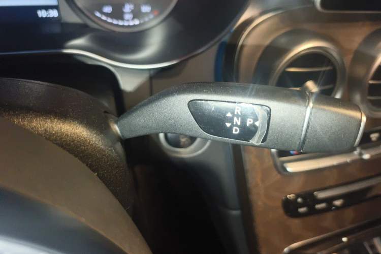 Used Mercedes-Benz GLC 2019 GLC 300 L 4MATIC Dynamic Model
