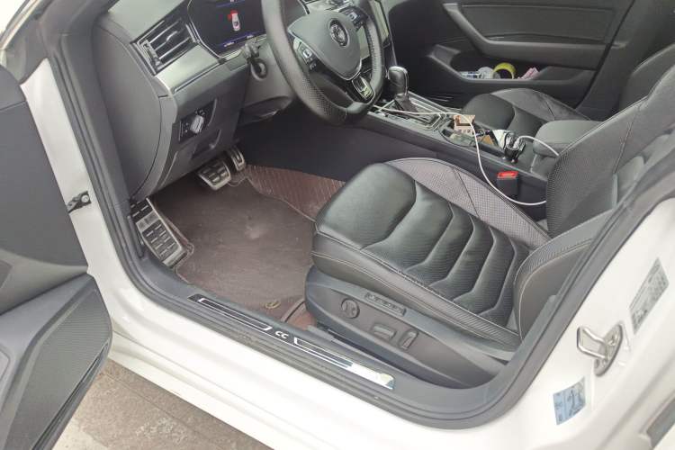 Used Volkswagen FAW-Volkswagen CC 2019 330TSI Glamour Edition China VI