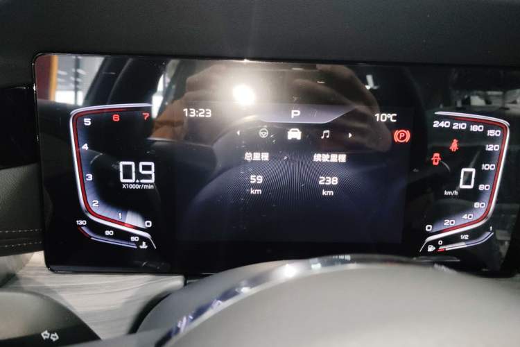 Used Hongqi H5 2025 1.5T DCT Qiyun 500 000th Unit Commemorative Edition
