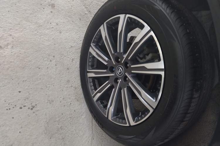 Used CHANGAN CS75 PLUS 2023 3rd Generation 1.5T Automatic Prestige Model