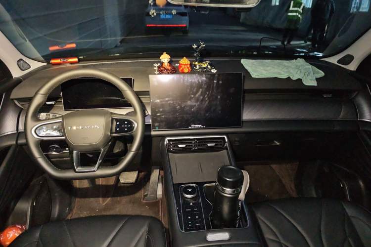 Used Chery Fengyun T9 2025 120 Long-Range Deluxe Version 5-Seater Lithium-Ion Battery