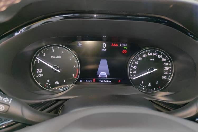 Used Buick Envision 2023 Encore Plus 652T Five-Seat All-Wheel-Drive Luxury Model
