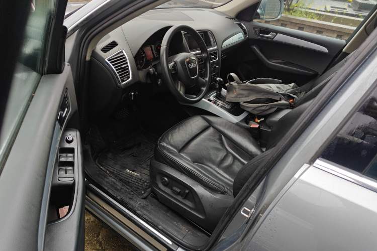 Used Audi Q5 2012 2.0TFSI Technology Model Left Front Seat