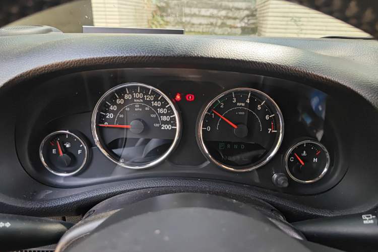 Used Jeep Wrangler 2015 3.0L Sahara Four-Door Comfort Edition
