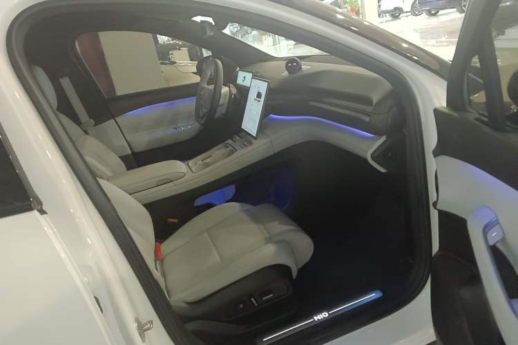 Used Nio ES6 2024 75 kWh
