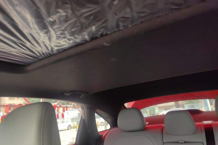 Used Roewe D6 2025 520km Luxury Edition Headliner