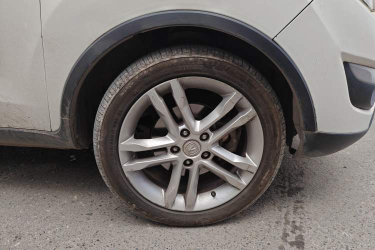 Used CHANGAN CS35 2012 1.6L Manual Luxury Model China IV Standard