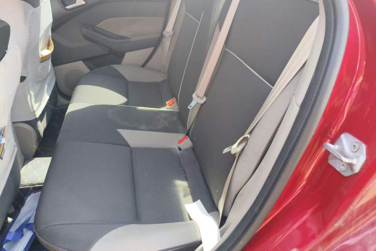 Used Ford Focus 2012 Sedan 1.6L Automatic Comfort Model