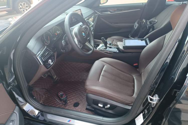 Used BMW 5 Series 2019 525Li M Sport Package