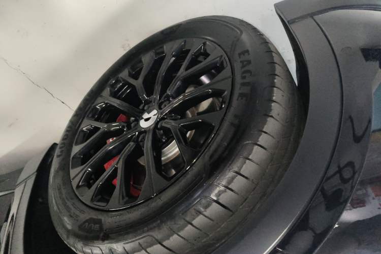 Used Nio EC6 2024 75 kWh Exterior 4